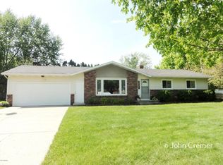 7855 Ronson Ave, Jenison, MI 49428