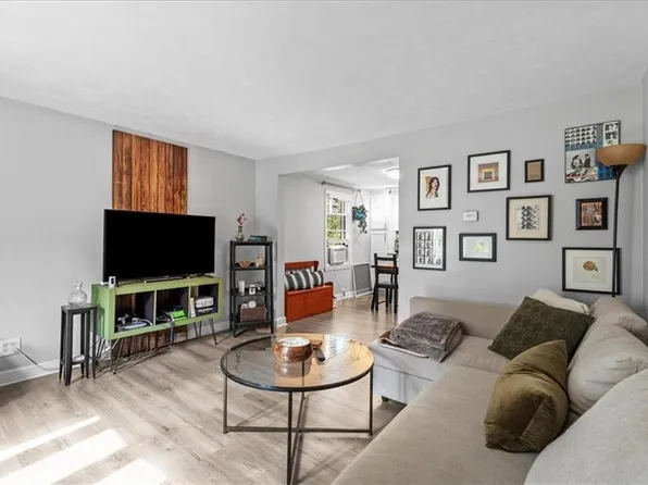 1237 McCabe St, Pittsburgh, PA 15201
