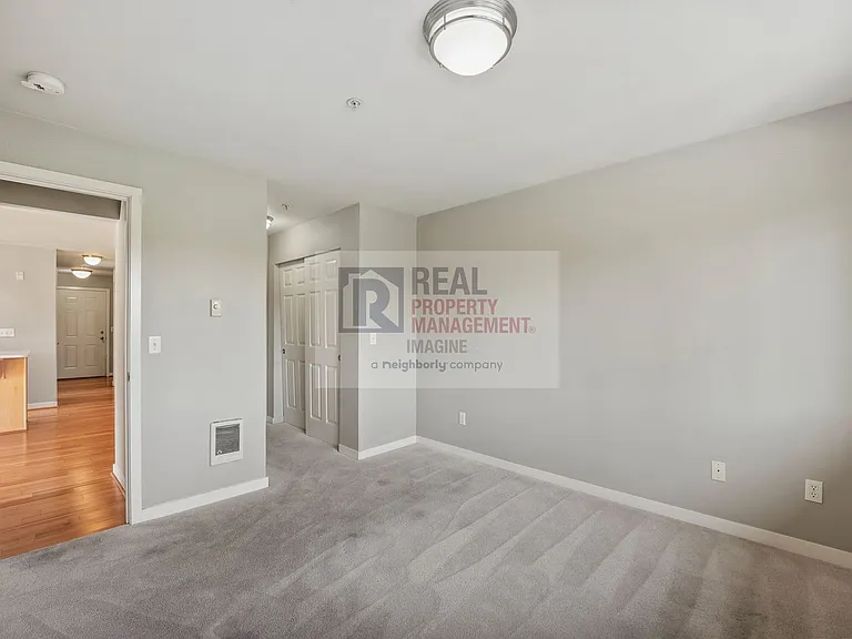13207 97th Ave E #301 — Photo 17