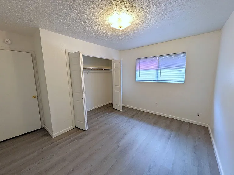 Manya Point Apartments — Photo 10