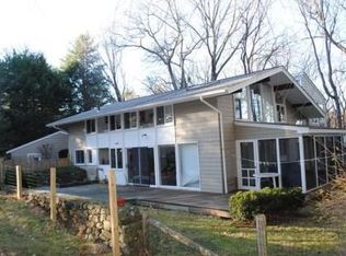 31 Oxbow Rd, Concord, MA 01742