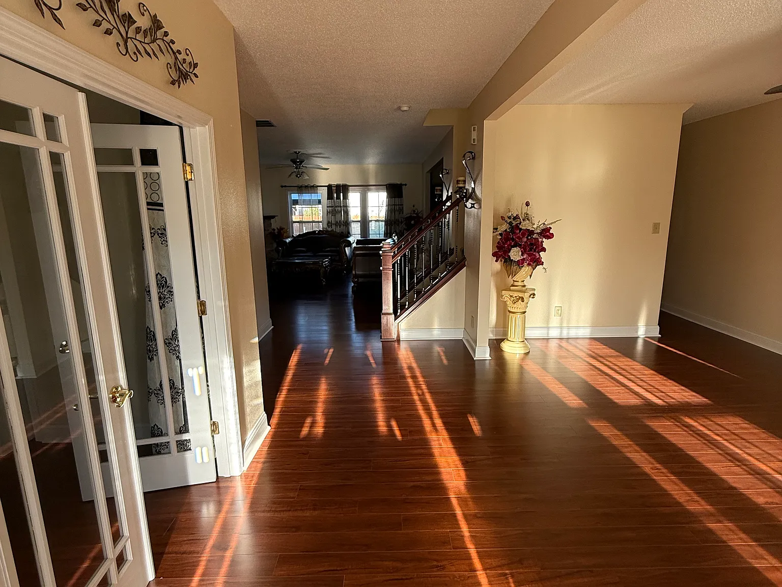 711 Legacy Blvd — Photo 2