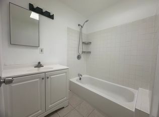 1219 E 11th St, Long Beach, CA 90813