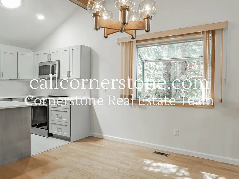 2695 Norwich Dr — Photo 5