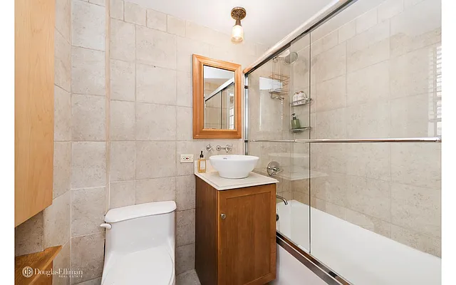 Sold by Douglas Elliman | media 18