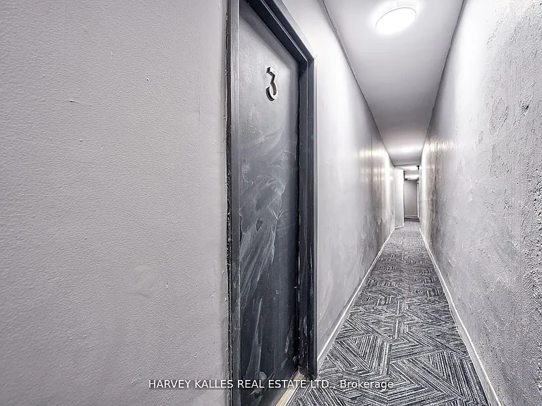 1046 Bathurst St #2 — Photo 6