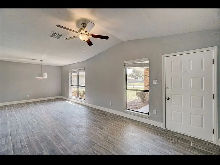 7107 NW Birch Pl — Photo 30