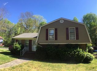 5101 Caravel Ct, Charlotte, NC 28215