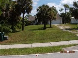 1420 13th St SW, Naples, FL 34117