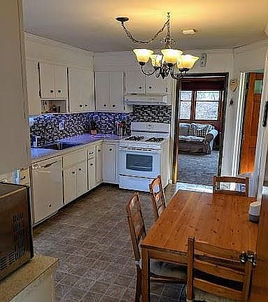 2nd fl. kitchen
