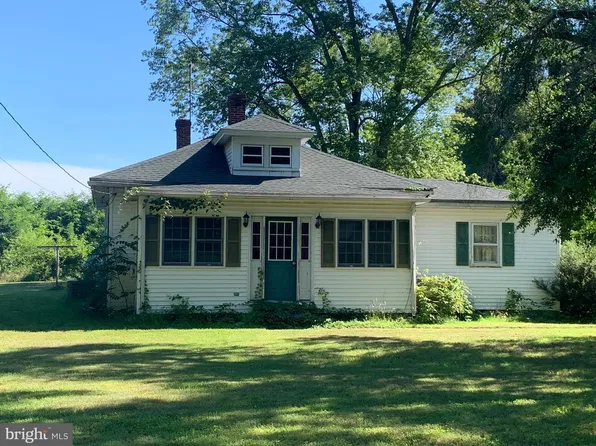 21263 Allens Ln, Rock Hall, MD 21661