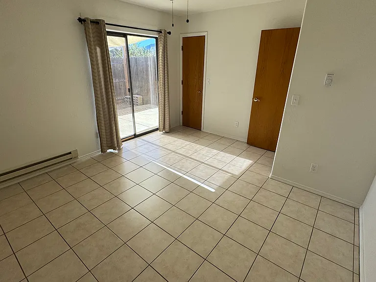 3214 N Victor Rd — Photo 13