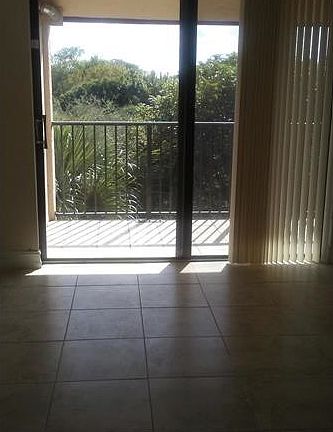 3rd image of 14211 N Kendall Dr #411E