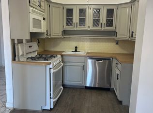 4 Sunset Ave FLOOR 2, Bayonne, NJ 07002