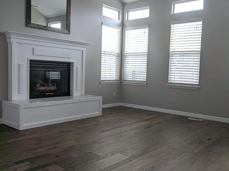 9045 Rochester Dr — Photo 20