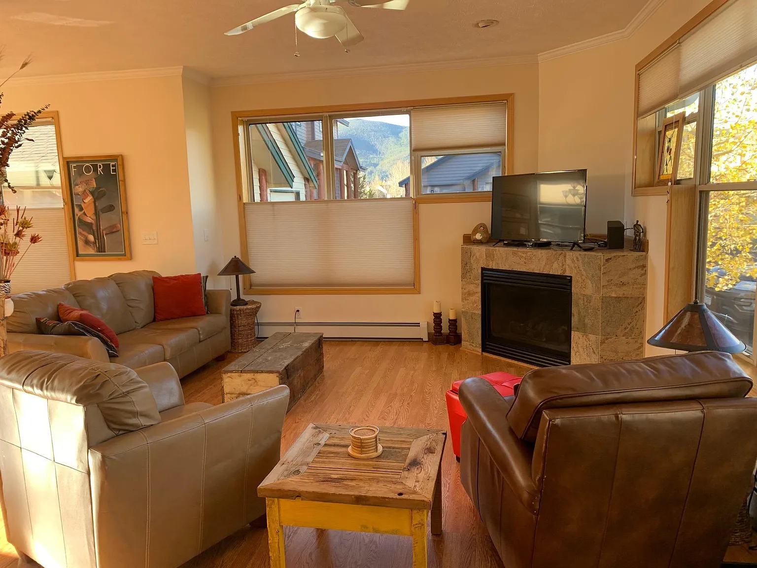 2 bed, 2.5 bath, 1518 sqft, $3,800 — Photo 3