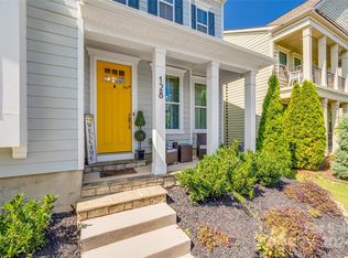 128 Helton Ln, Fort Mill, SC 29708