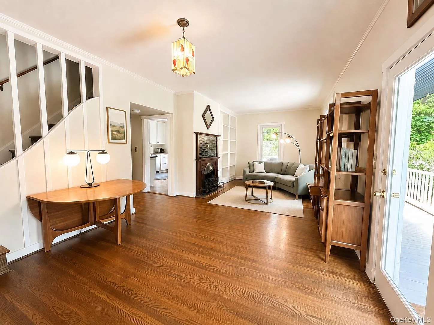 3 bed, 2.5 bath, 1447 sqft, $6,000 — Photo 3
