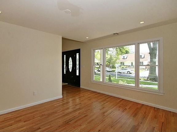 2nd image of 1112 Ferngate Dr