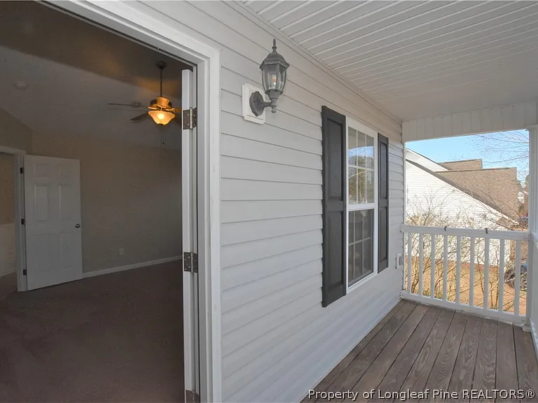 60 Scranton Ct — Photo 23