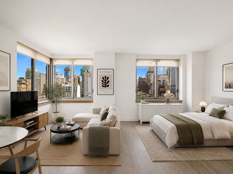 35 W 33rd St #20B