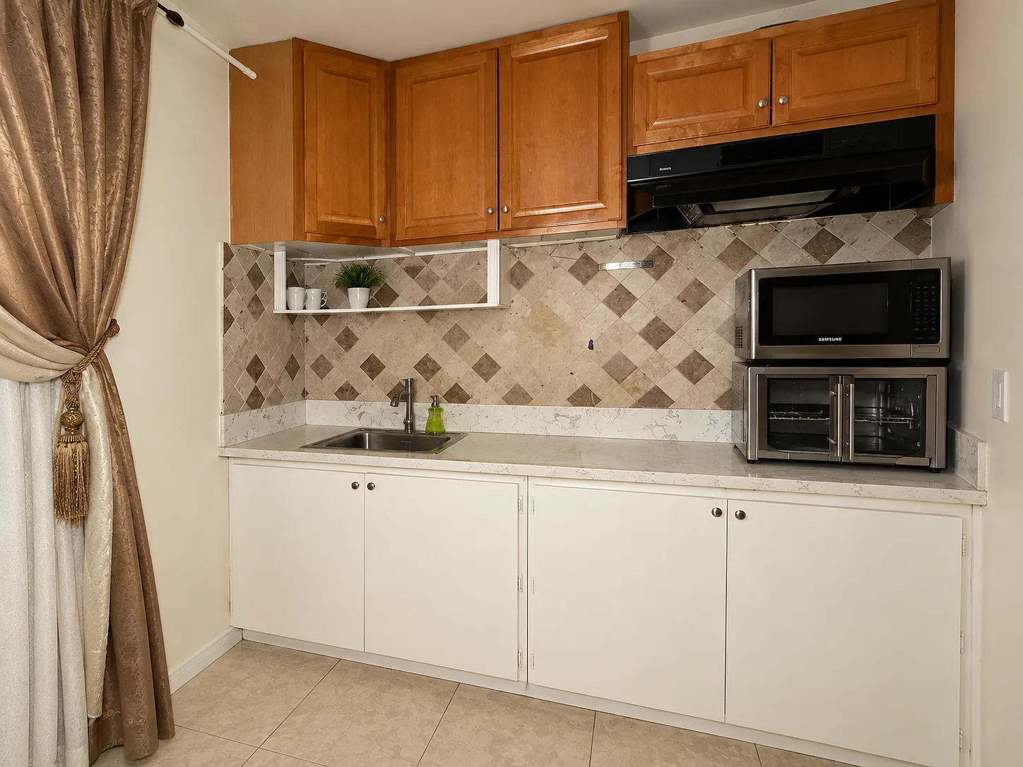 5947 Corbin Ave — Photo 2