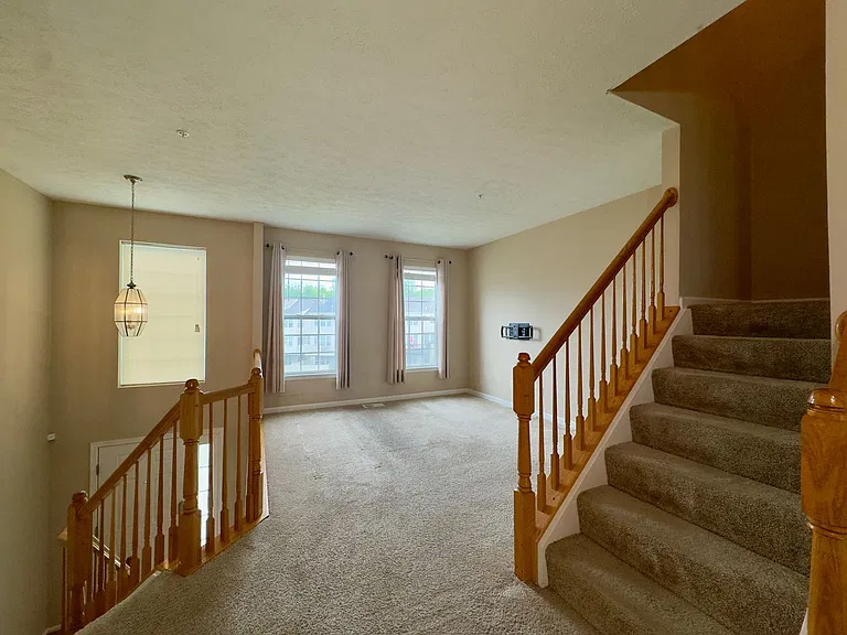618 Snowberry Way — Photo 9