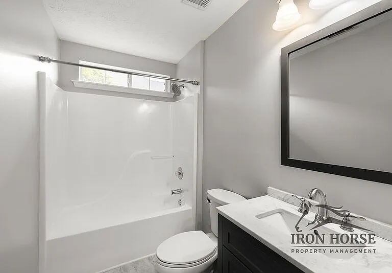 379 Beech Hollow Trl — Photo 23