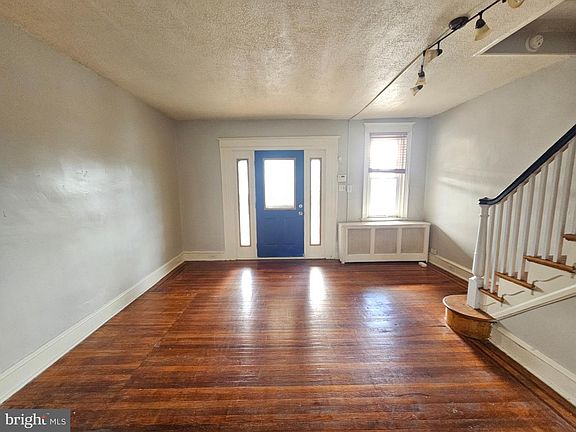 3rd image of 4723 Shelmire Ave