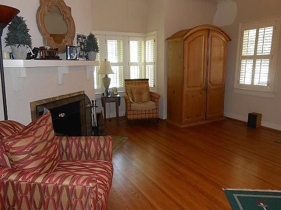 2nd image of 1200 Greenway Dr
