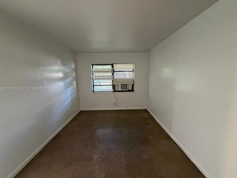 812 NW 4th Ave #2 — Photo 5
