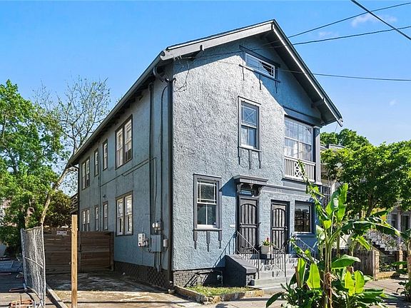 2nd image of 2214-16 Baronne St
