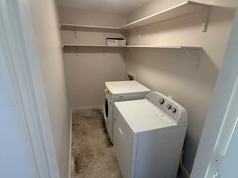 2410 Audubon Pl #A — Photo 16