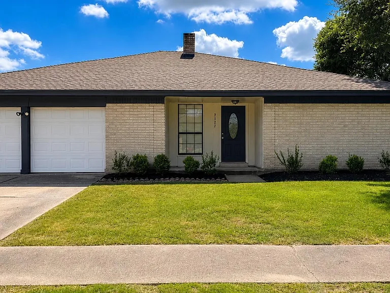 23314 Pennsgrove Rd — Photo 1