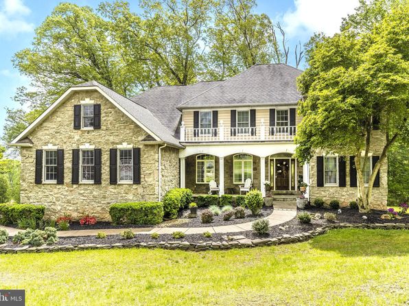 3109 Deerham Dr, Finksburg, MD 21048