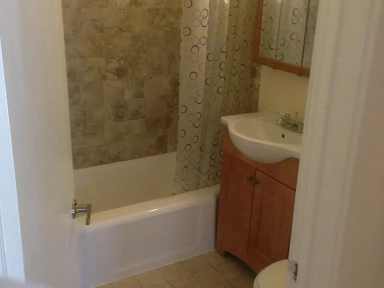 479 Landfair Ave #491 — Photo 7