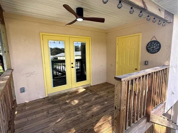 247 NE 4th St, Crystal River, FL 34429