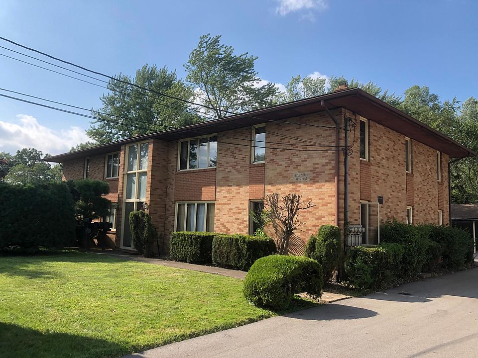 1st image of 33 Woodglen Ave