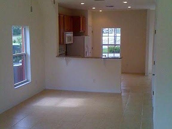 4th image of 11901 Red Hibiscus Dr APT 105