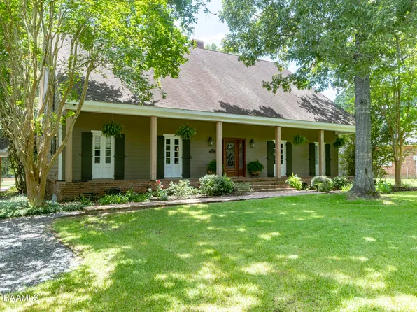 2336 Alcide Cir, Abbeville, LA 70510