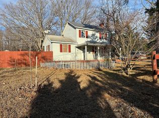 5440 Shula Dr, Hurt, VA 24563