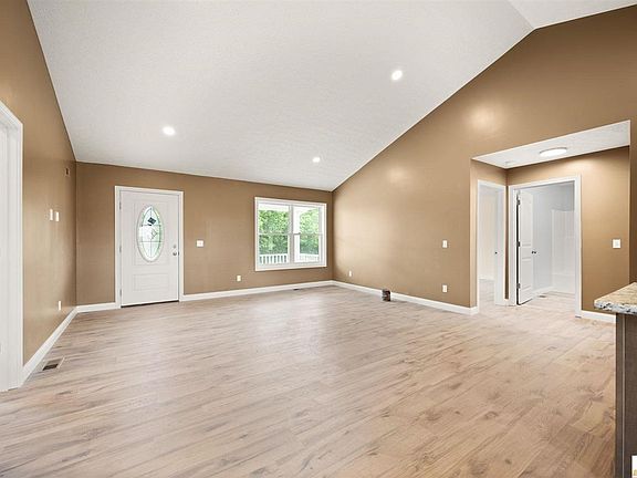 5th image of 4327 Coral Hill Rd