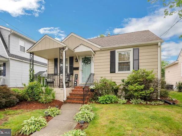 1319 Sylvan Dr, Haddon Heights, NJ 08035