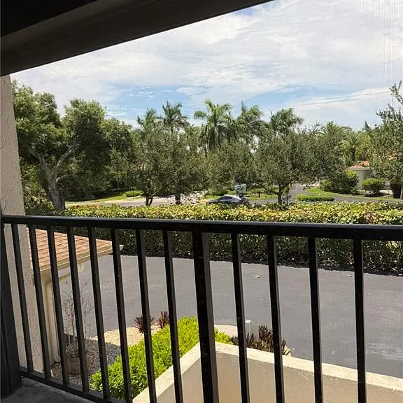 576 Retreat Dr #201 — Photo 44