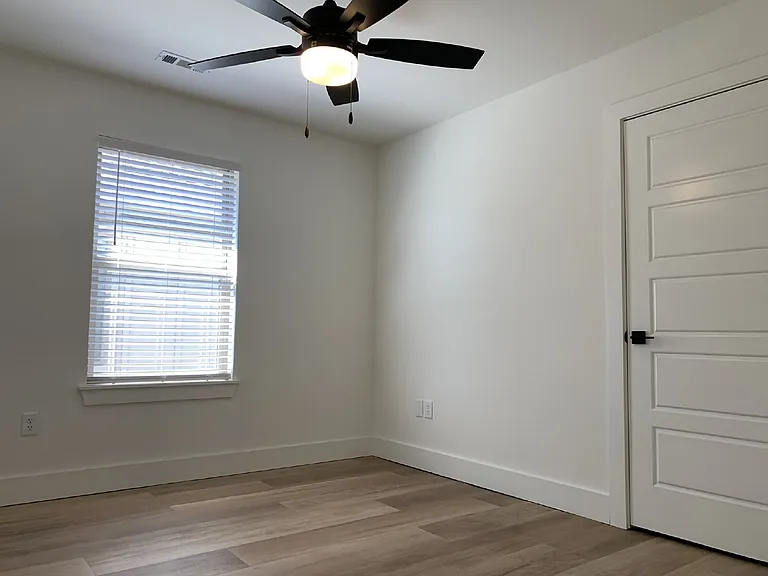 2634 SW Livingston Sq #1 — Photo 14