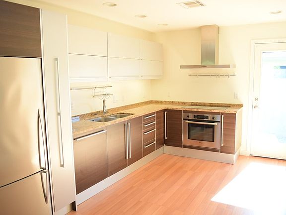 3rd image of 1850 E Maryland Ave Unit 55