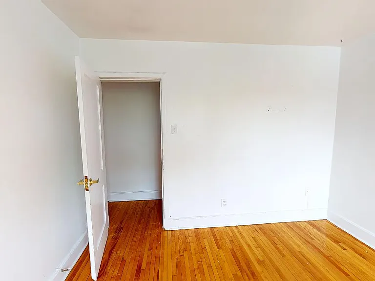 6056 South St — Photo 16