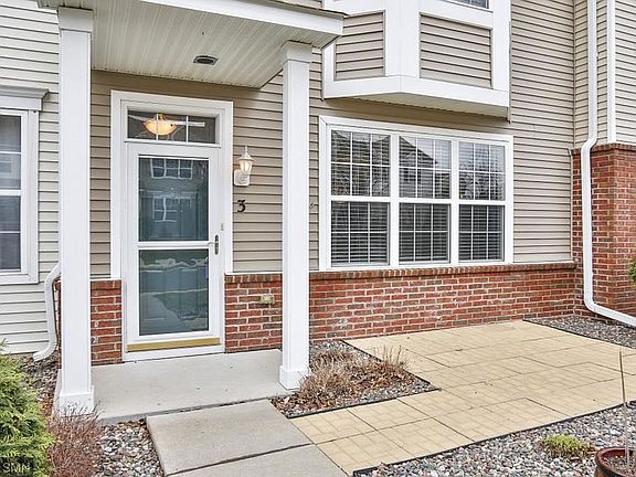 3rd image of 4360 Empress Dr N Unit 3