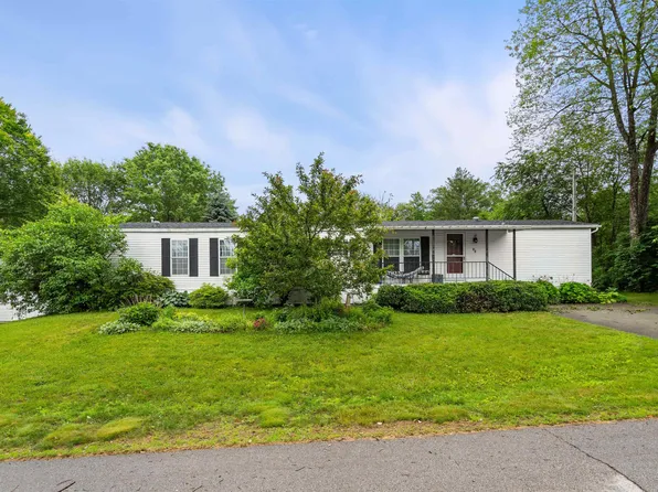 15 Hazel Street, Hollis, NH 03049