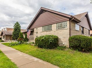 7000 16th St, Berwyn, IL 60402